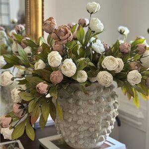 NEW Pack: of 10  / Peony Stem by Ashland ( 5 Crean & 5 Ten )